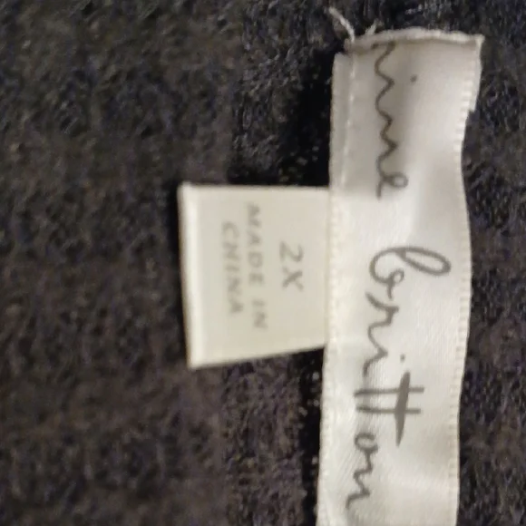 Chic Black Tie-Front Blouse - Picture 2 of 5